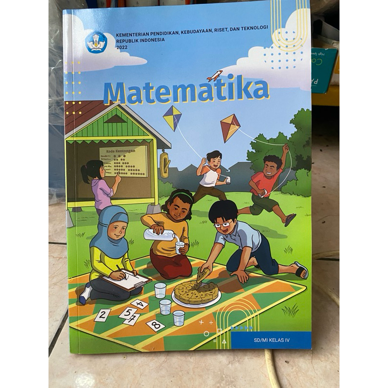 

Buku matematika