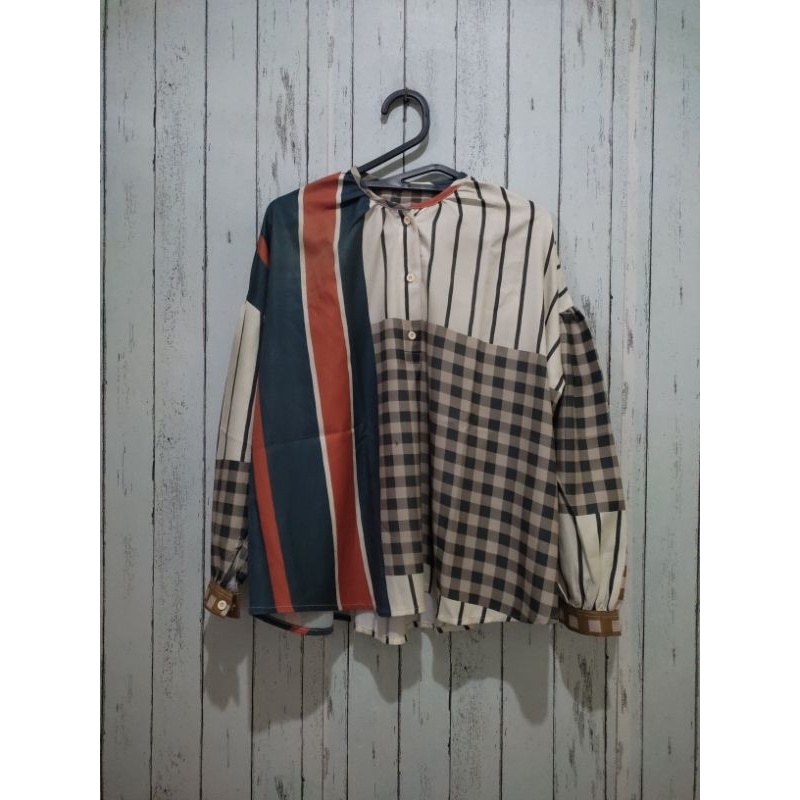 Nadjani X Tiqasya blouse preloved