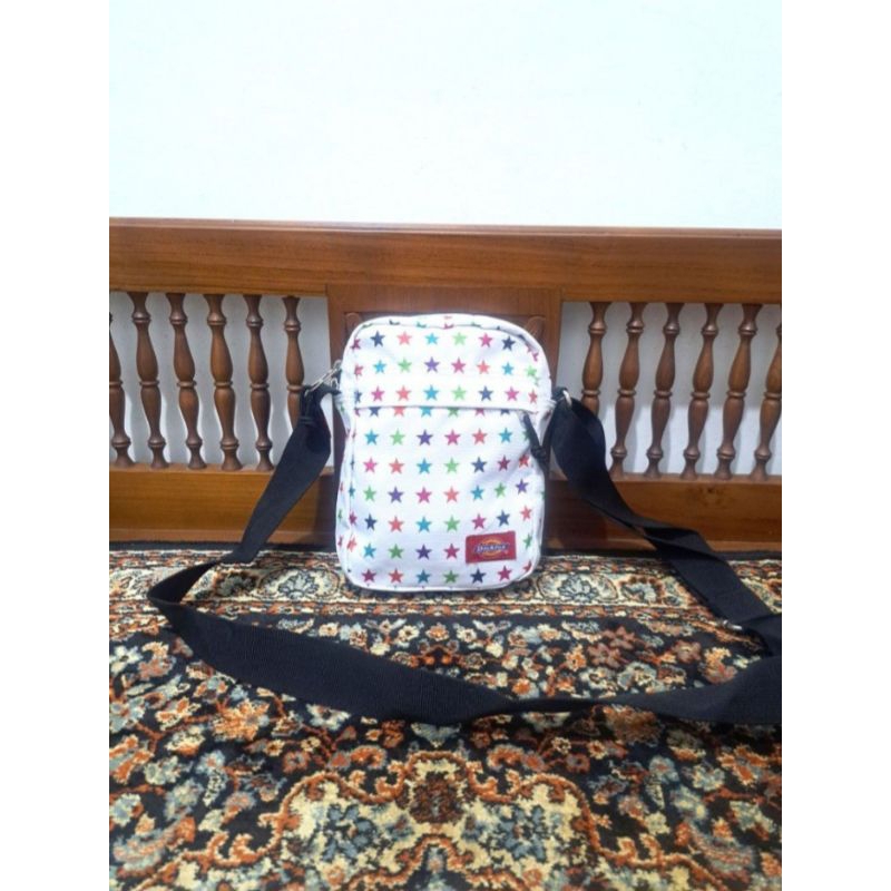 tas sling bag dickies motif