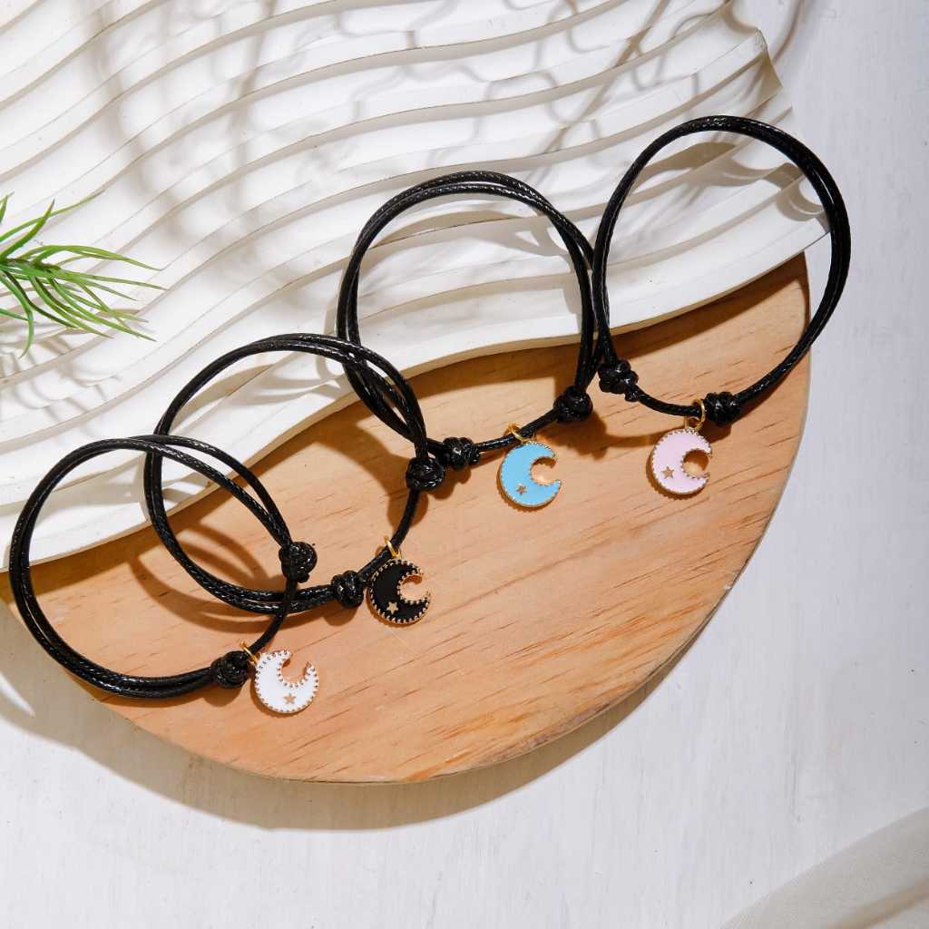 Gelang Couple Sahabat 4 Orang Bulan Simple Tali Korea Hitam Polos Murah