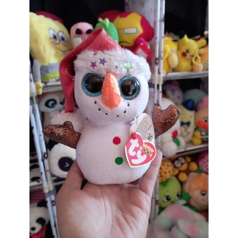 Boneka salju Ty