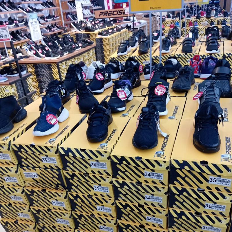 Sepatu Sekolah Precise