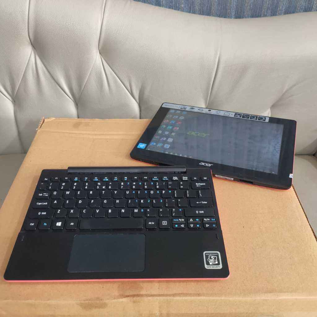 Notebook Acer Switch One Swift 10E Atom-x5-Z8300 Ram 2/500+32Gb Black Pink