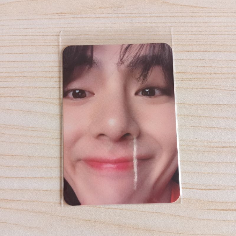Photocard PC Taehyung Tae Zoom BTS OFFICIAL.