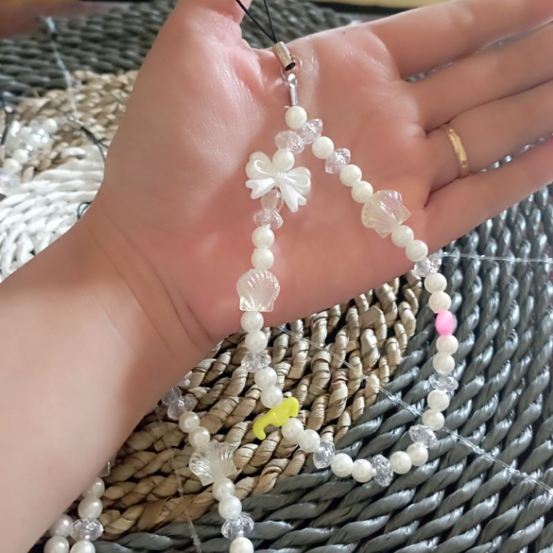 Gantungan HP manik korean style