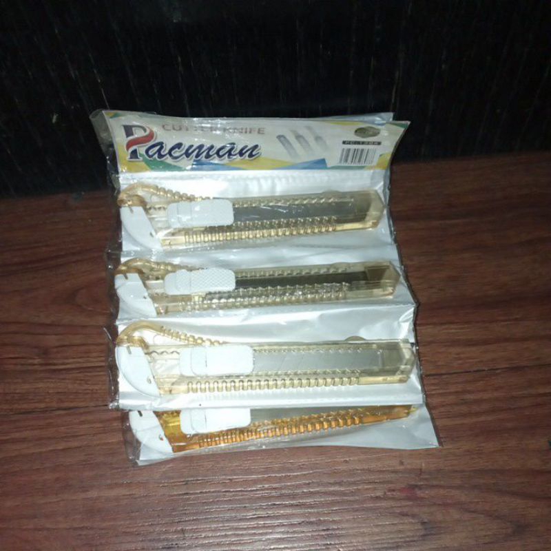 

cutter knife renceng bening pacman (1renceng 12pcs)