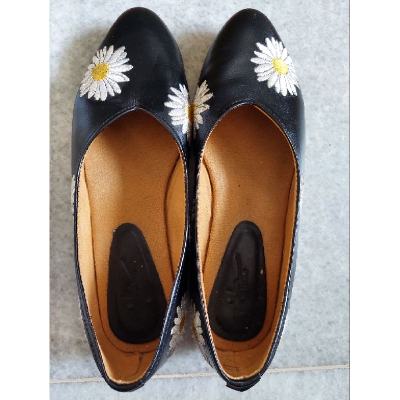 Serlium Leather Shoes Tipe Lunara preloved