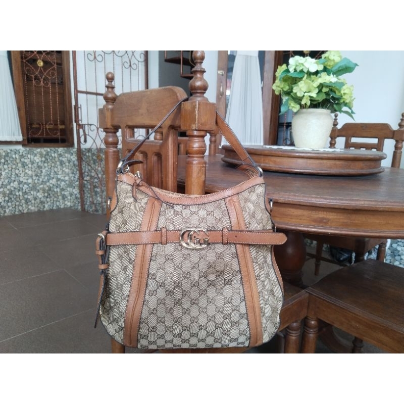 Gucci Running Hobo Canvas Medium