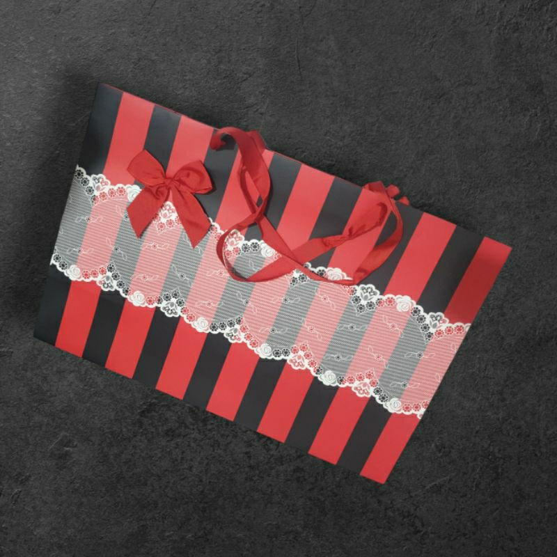 

Paperbag Besar Garis 60 x 22 x 40