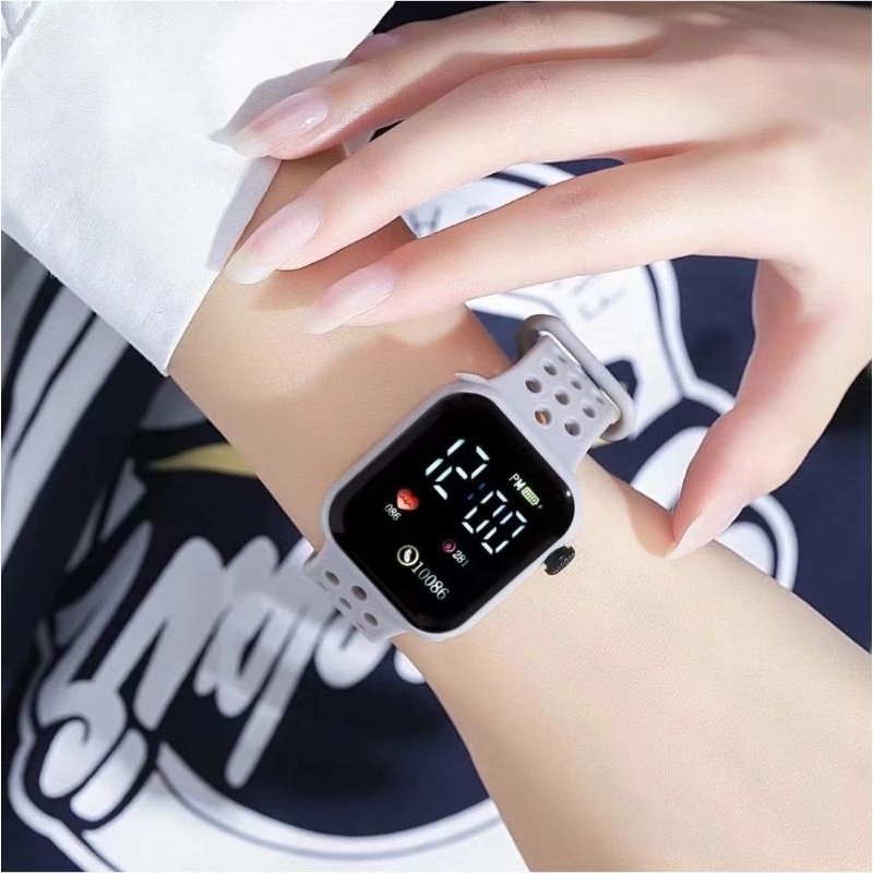 Jam Tangan Digital LED Wanita Dan Pria Strap Rubber Dial Kotak Tampilan Layar Besar