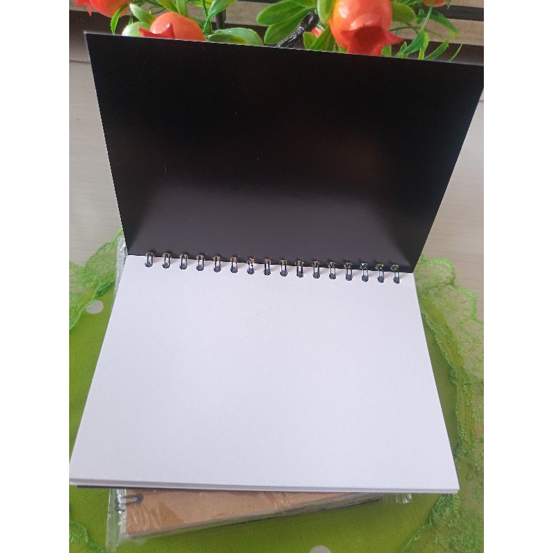 

Buku Catatan Polos / Sketch Book