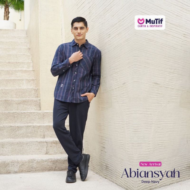 KOKO DEWASA ABIANSYAH DEEP NAVY BY MUTIF (KOKO DEWASA LENGAN PANJANG BAHAN KATUN)