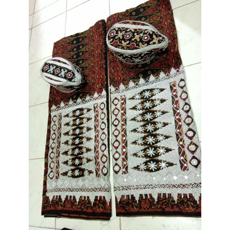 Tapis lilit Lampung Rok lilit