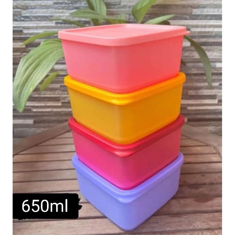 medium square away tupperware