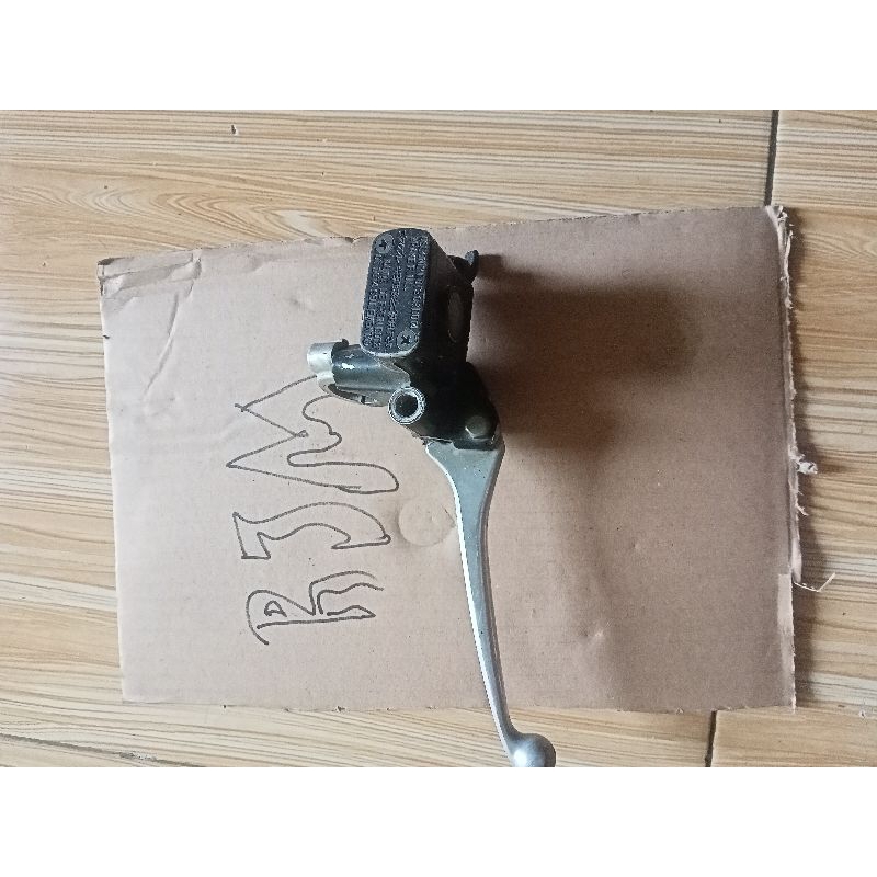 master rem Honda Supra fit lama