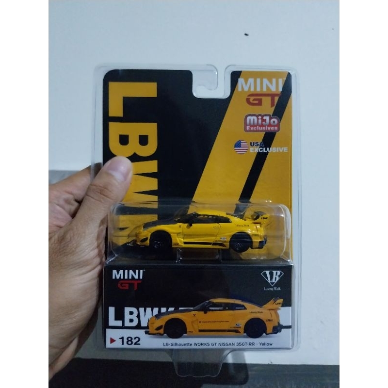 MiniGT 182 LB-Silhouette WORKS GT NISSAN 35GT-RR yellow