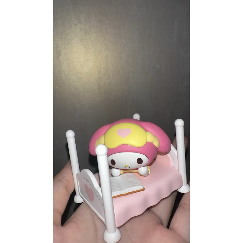 PRELOVED My Melody Sweet Besties Sanrio Characters (BEDTIME READING MY MELODY)
