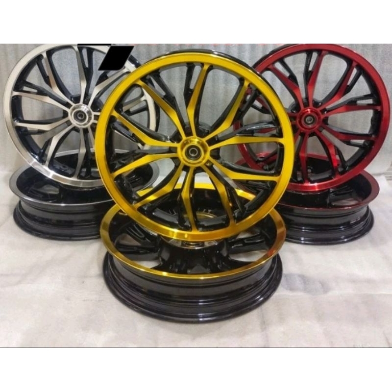 Velg Racing Honda Vario 125 Dan Vario 150 Merk DELKEVIC 215 / 300 Ring 14 Tapak Lebar