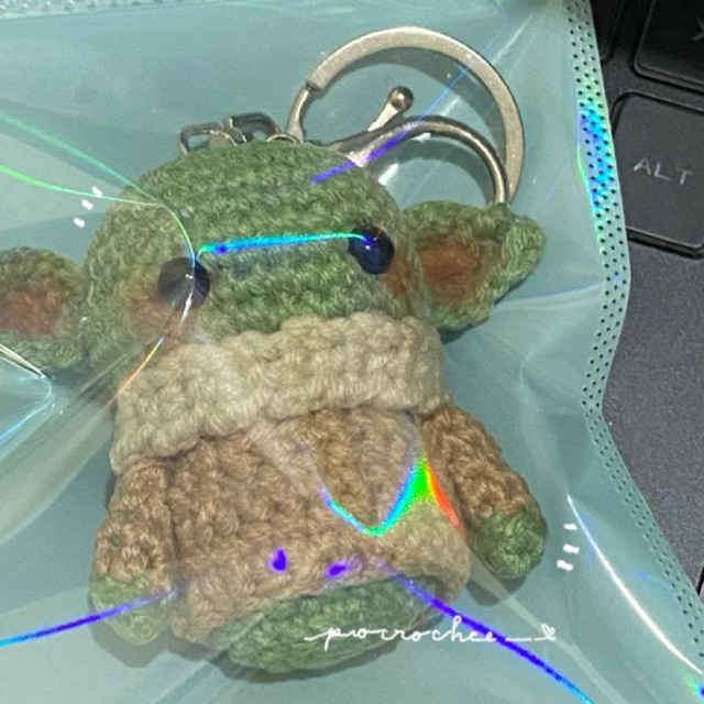 baby yoda crochet // baby yoda crochet keychain