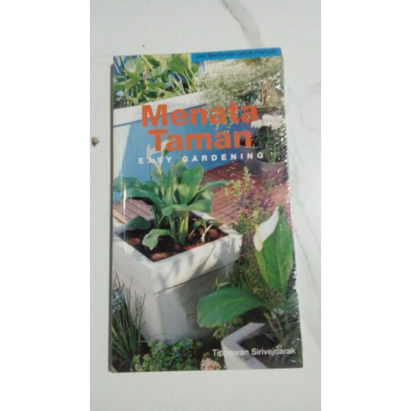 

Menata Taman Easy Gardening