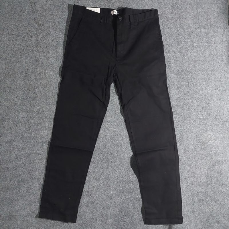 Erigo Chinos Pants Black