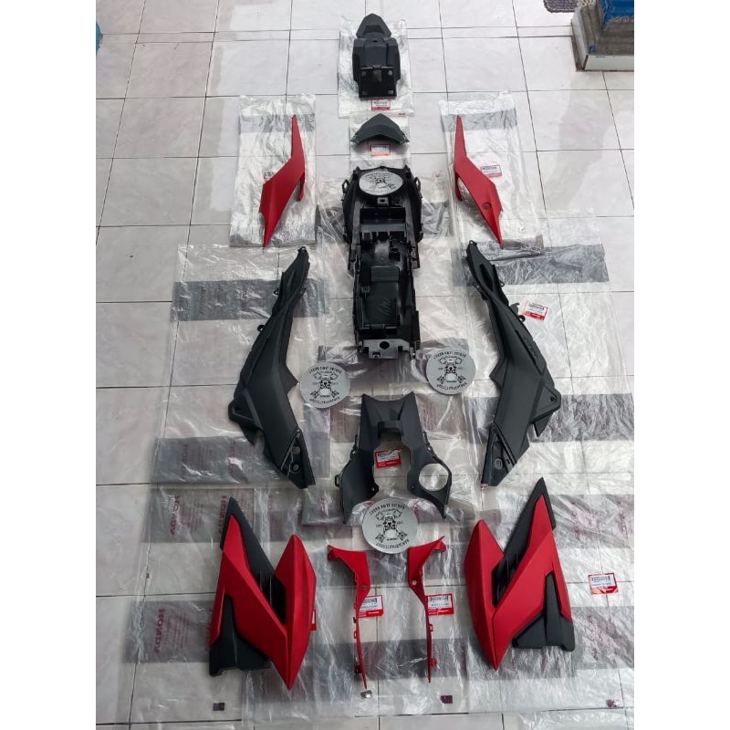 COVER FULL BODY CB150R V3 MERAH DOFF