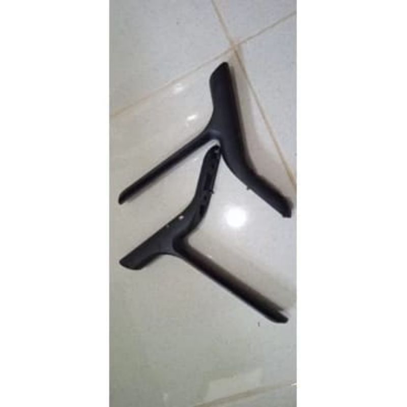 KAKI TV LG LED 42LF550A/42LB550A/42LB561T BEKAS NORMAL