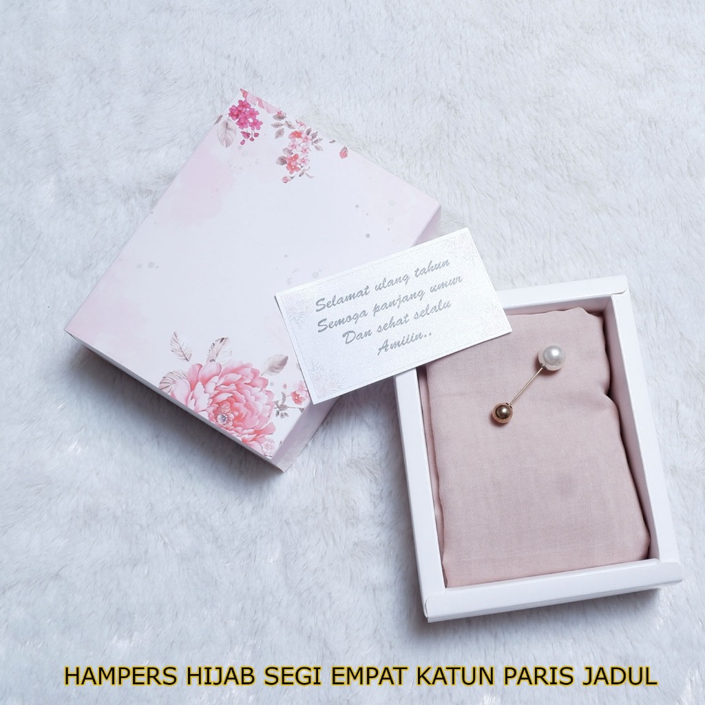 Hampers satu hijab segiempat paris jadul / kado guru / ultah / kerudung