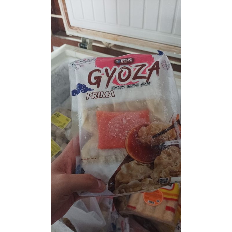 

prima gyoza isi 10
