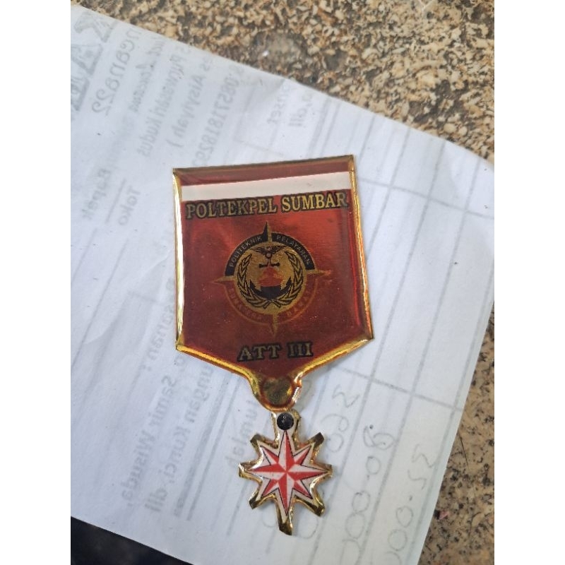 pin att lll poltekpel sumbar pengait magnet