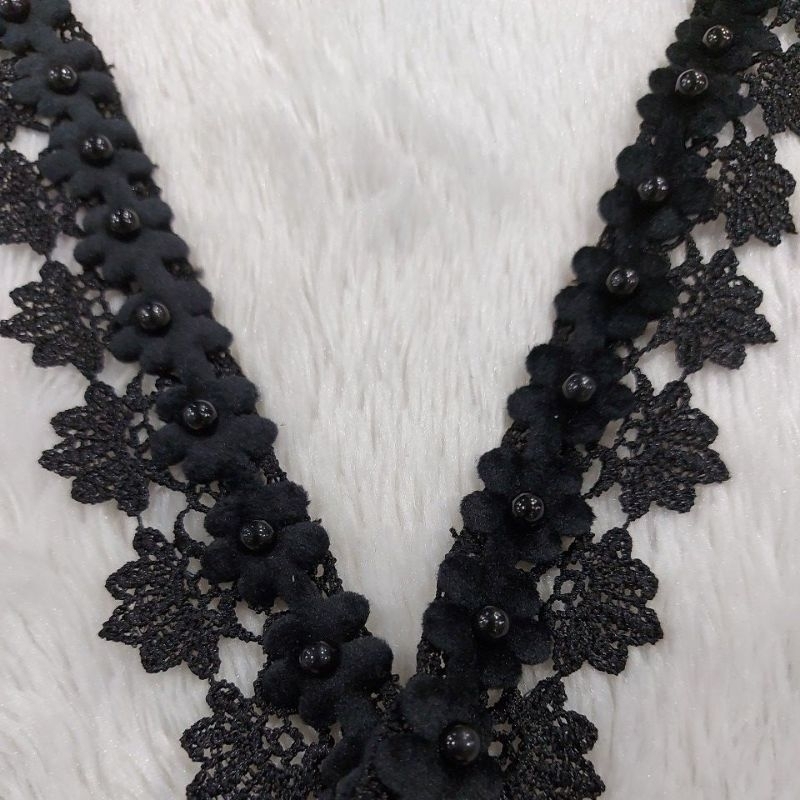 Renda Bordir Bunga Timbul Hitam