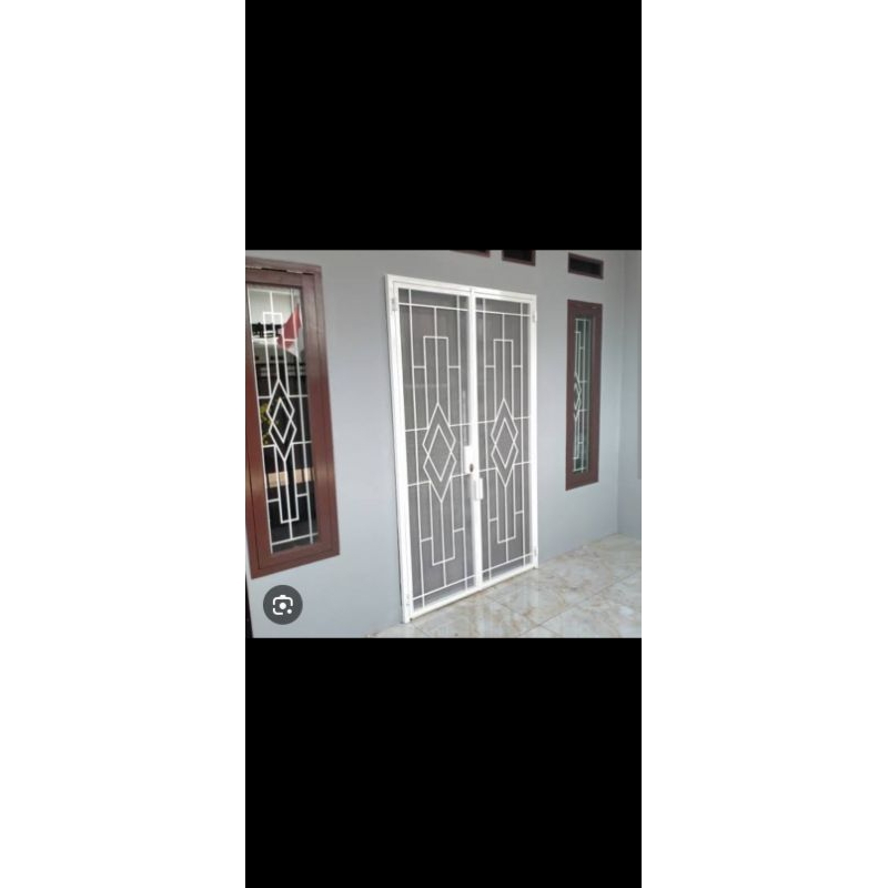 Pintu Tralis minimalis