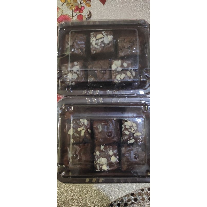 

Brownies Coklat Almond