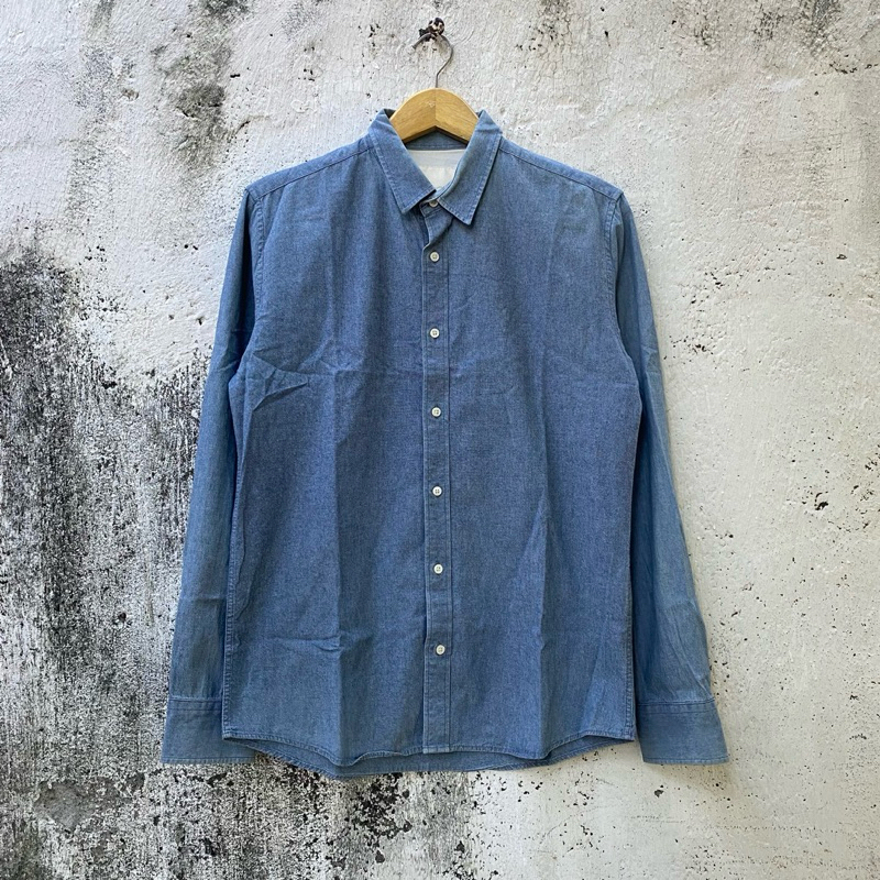 Kemeja denim Vivastudio - Size M fit L - Baju Kemeja jeans