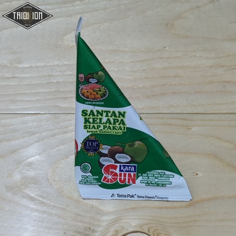 

Sun Kara Santan Kelapa Cair Kerucut 65ml 1 Pc untuk Liwetan di Gunung