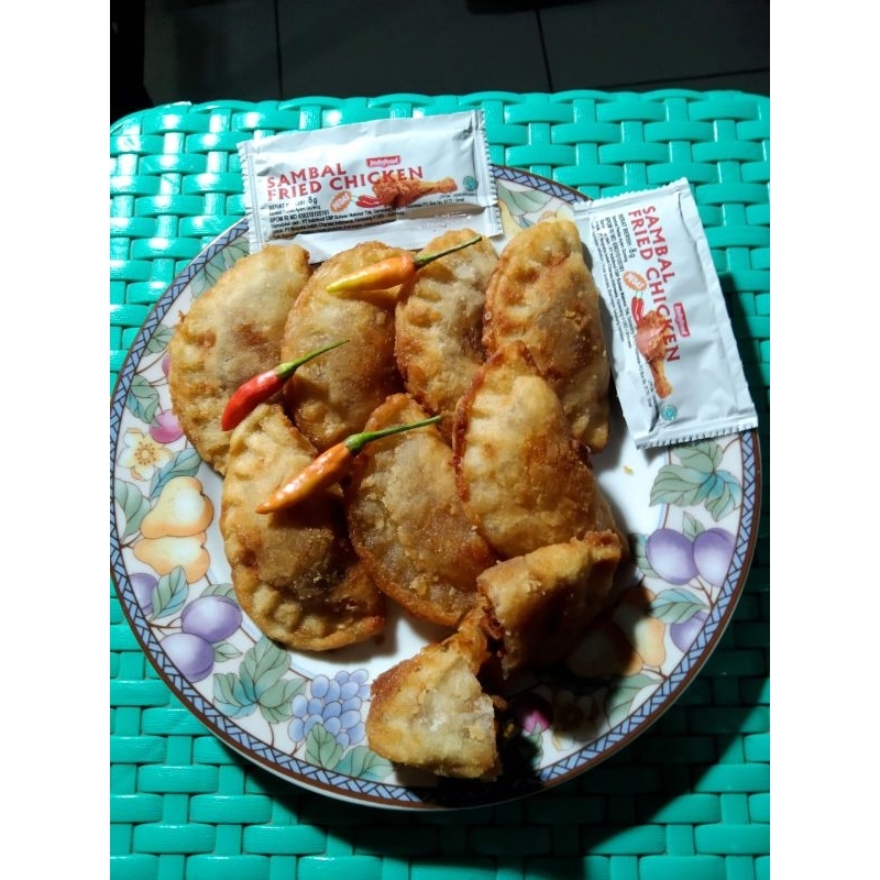 

Cireng isi ayam tak pedas (14 pcs)