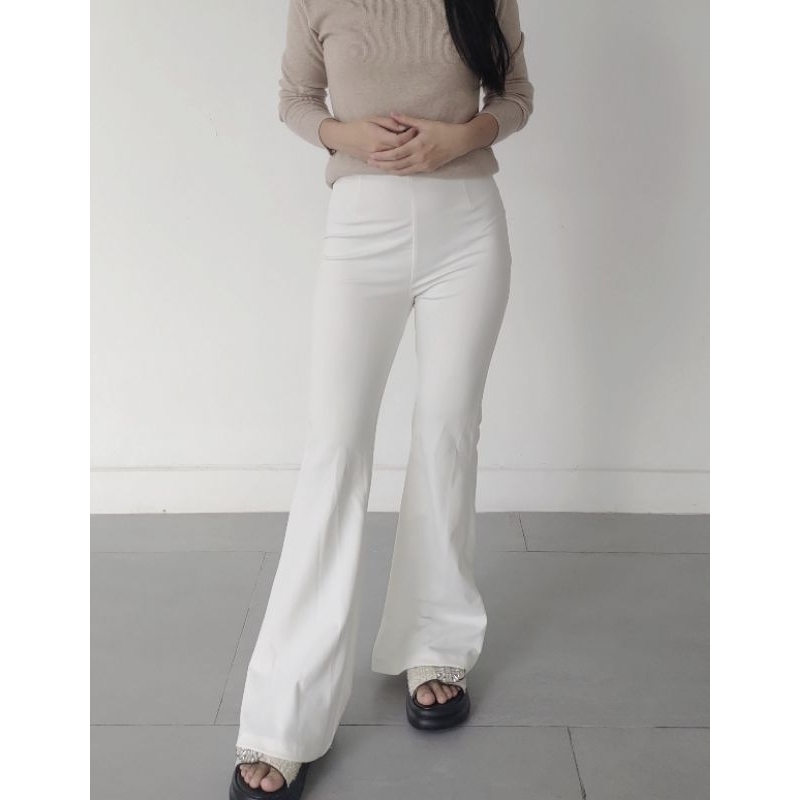 Olivia Flare Pants | Bootcut Pants | Cutbray Pants karakiri kara kiri office pants celana pesta seha