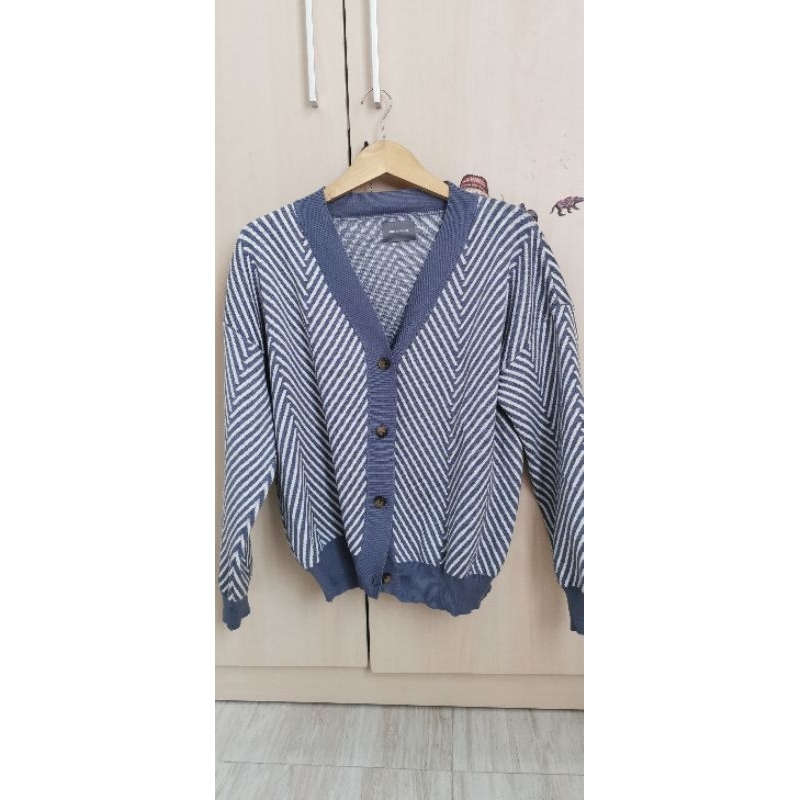 preloved outer by this is april