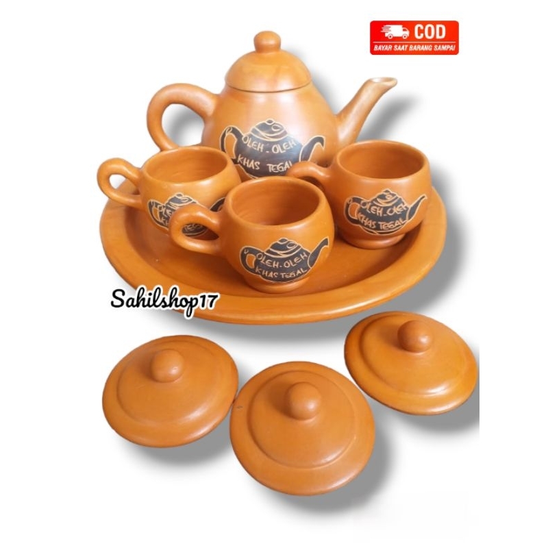 Poci tanah liat khas Tegal Teko tanah liat