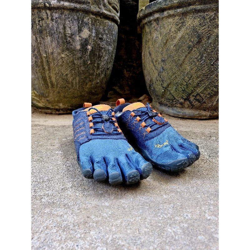 2 pcs sepatu fibram five fingers