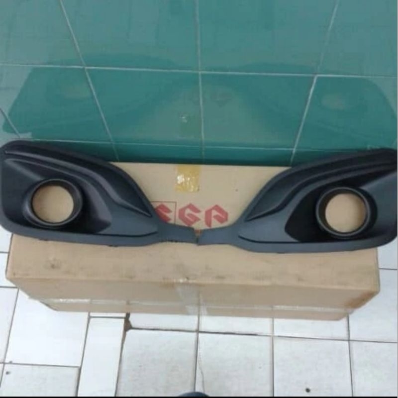 Cover foglamp Ertiga 2016 GL