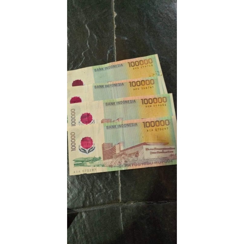 uang kuno 100rb plastik vf
