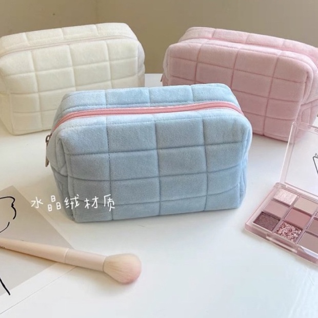 

LITTLE DAISY FURANO Puffy Makeup Pouch Pencil Case Sleting Tempat Pensil Bantal Bulu Tas Make Up Fluffy Motif Kotak Cute ART H9K7