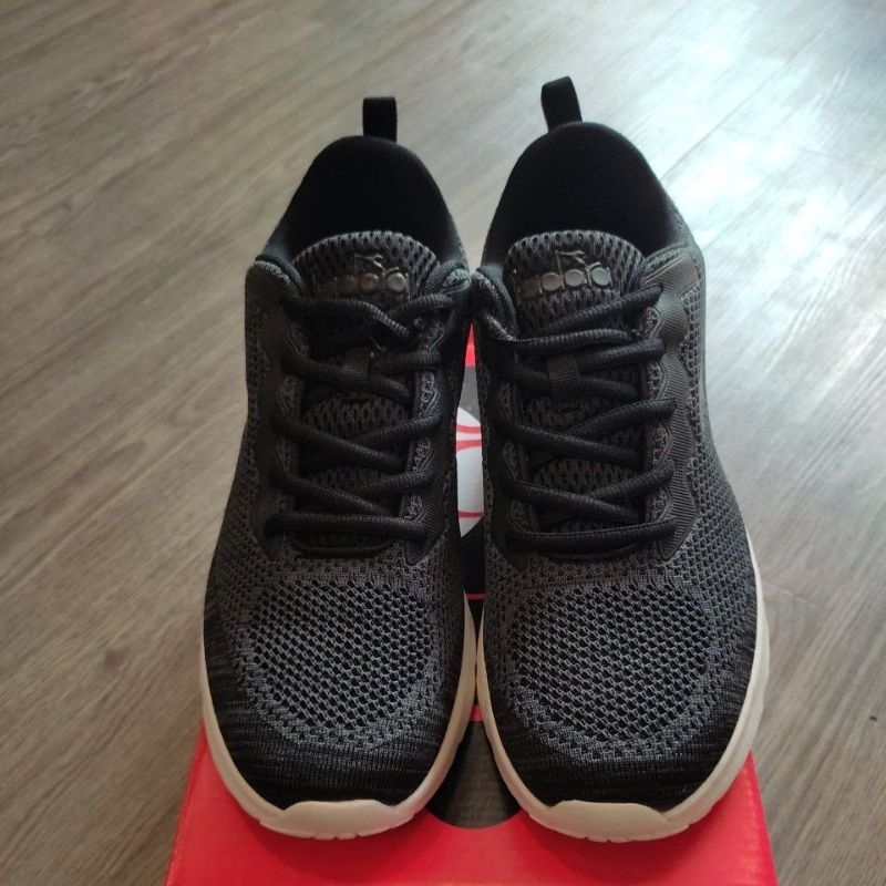 Sepatu Diadora Alatri (M) Black