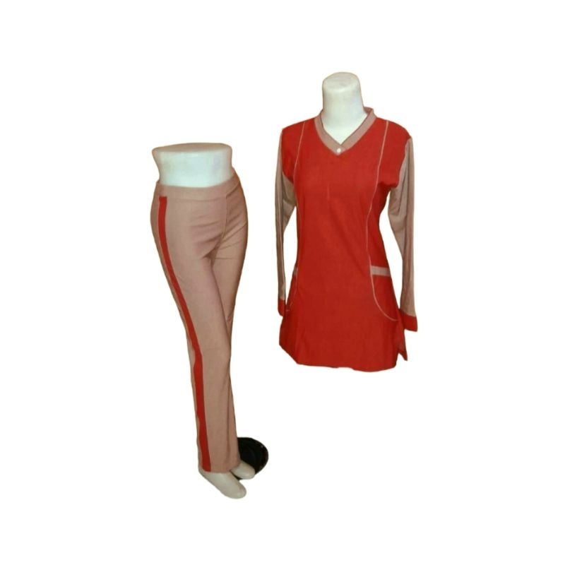 Baju senam muslimah merah bata