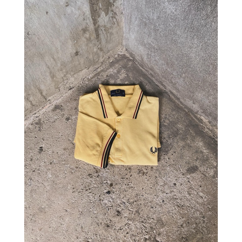 FRED PERRY TWIN TIPPED