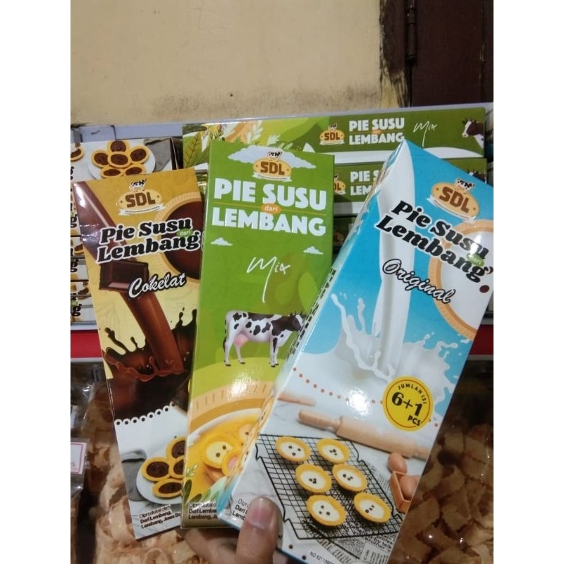 

kue pie isi 7 pcs