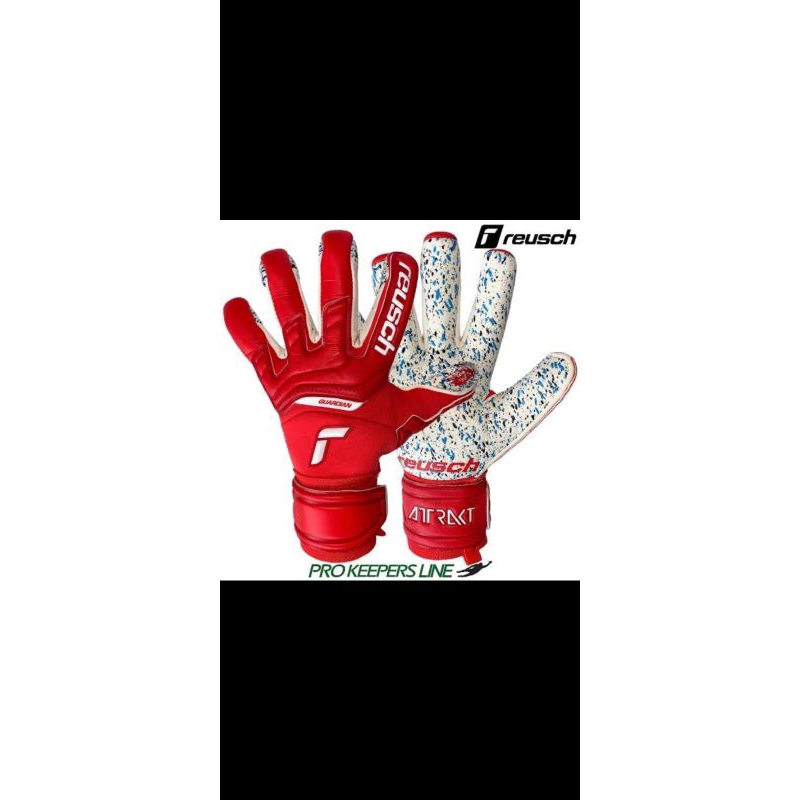 Sarung tangan kiper Reusch