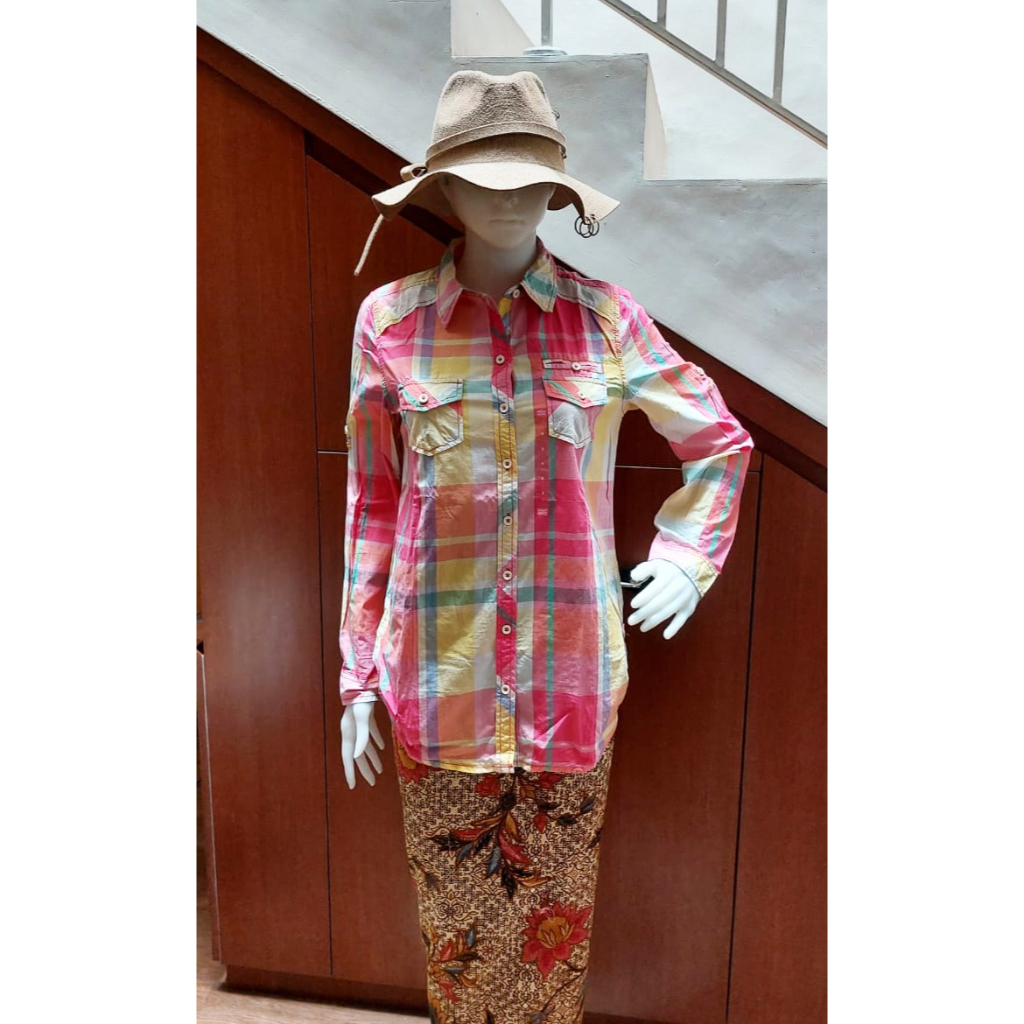 NINETY DEGREES ORIGINAL. KEMEJA WANITA BY LOGO JEANS WITH TAG