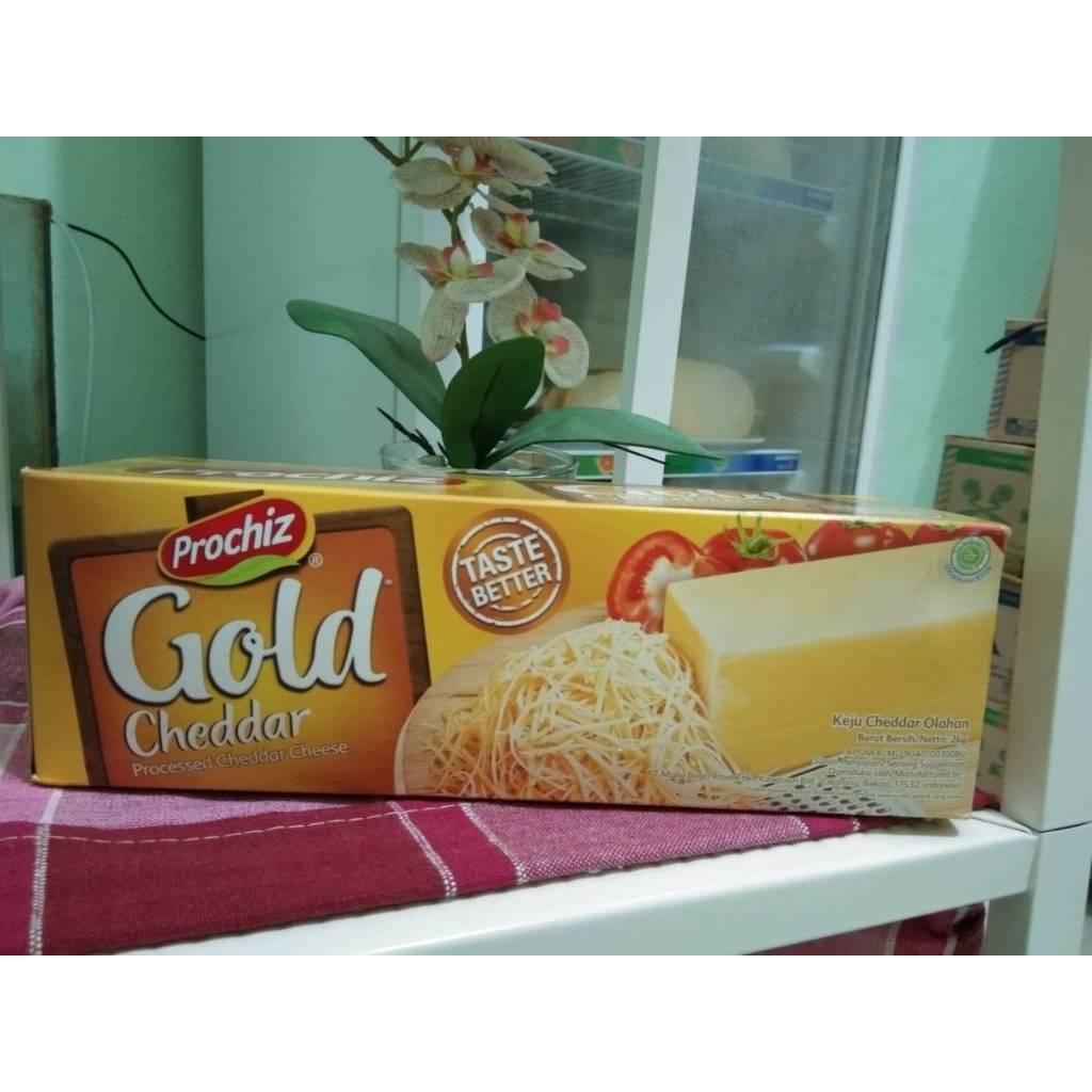 

Keju Prochiz Gold 2kg REPACK VACCUM | Keju Cheddar Cheese | 2